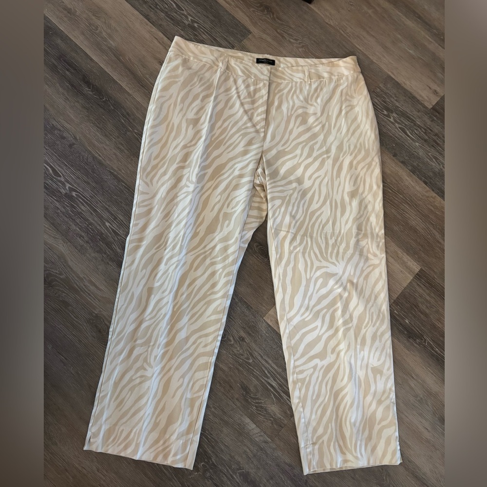 Rafaela Studios Beige Zebra-Print crop Straight Leg Pants Sz 16W
